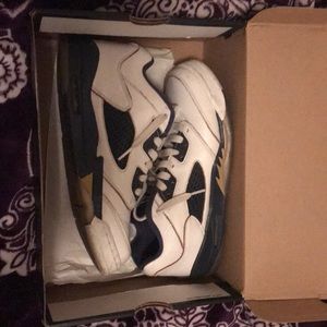 Jordan low 5
